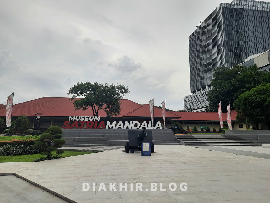 Review Pengalaman Berkunjung Ke Museum Satriamandala Jakarta